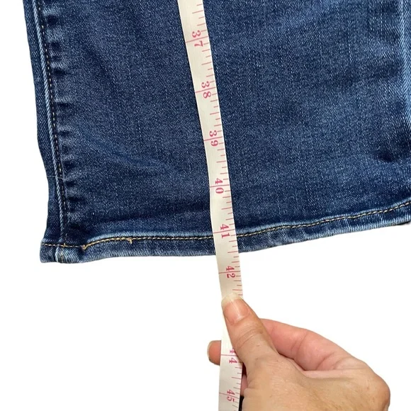 Levi’s Perfectly Slimming 512 Bootcut Jeans - Picture 8 of 10